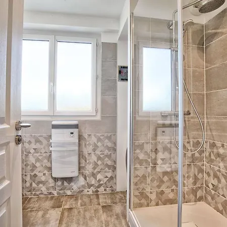 Au Coeur De La Station, Vue - 5 Pers. - Fr-1-788-101 *