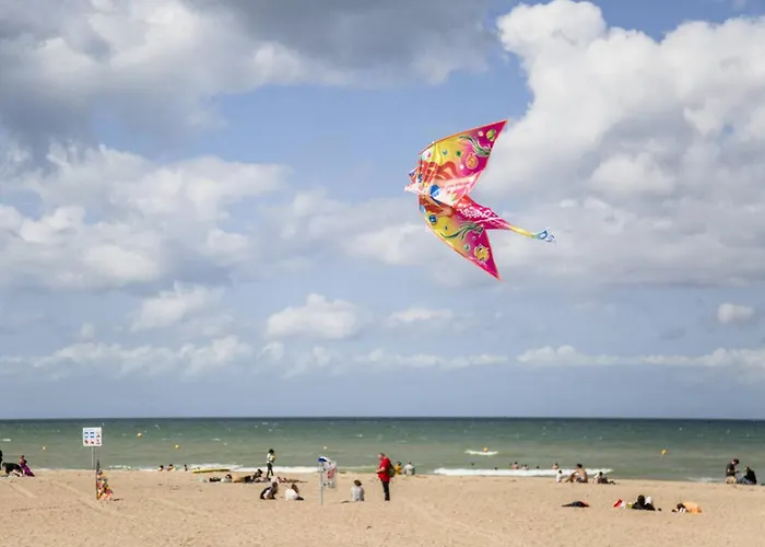 Au Coeur De La Station, Vue - 5 Pers. - Fr-1-788-101 * Merville-Franceville-Plage